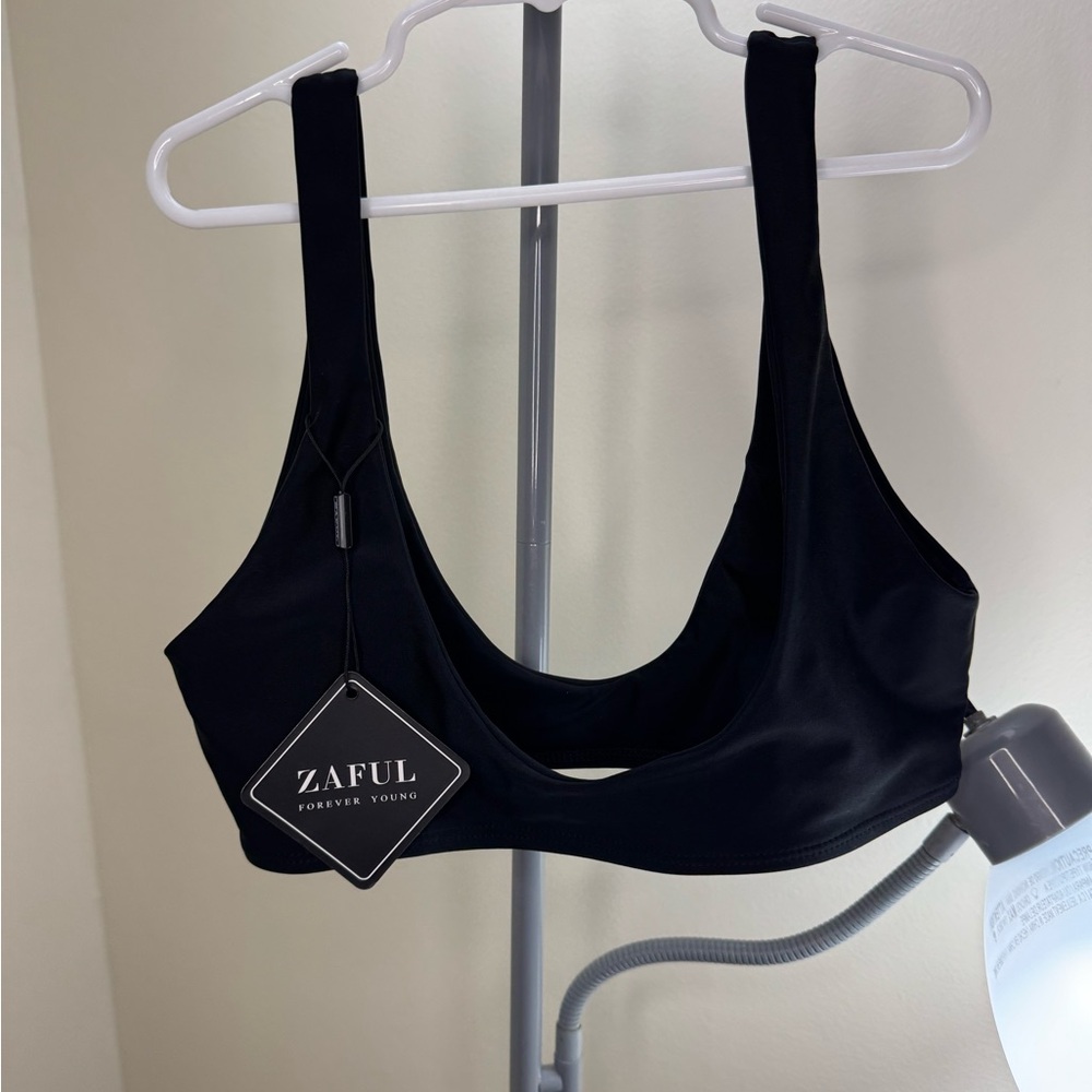 Zaful Midnight Black Sports Bra
